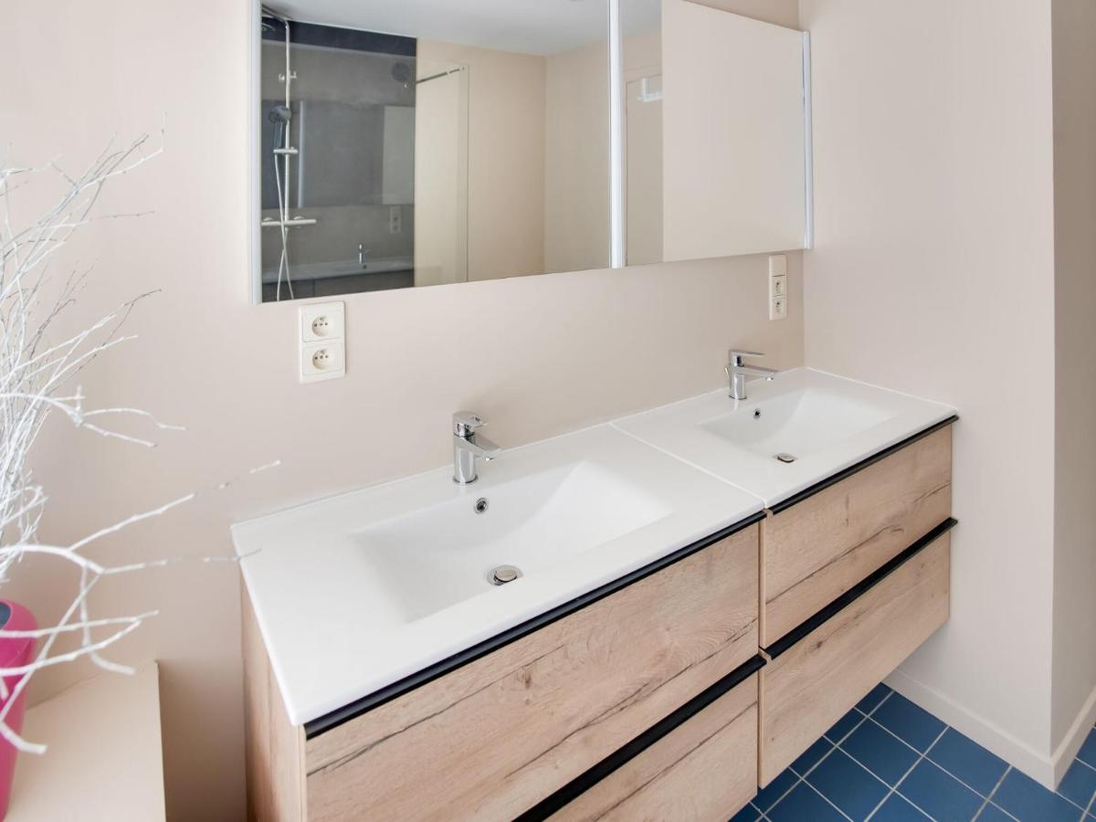 Modern In With Private Swimming Pool